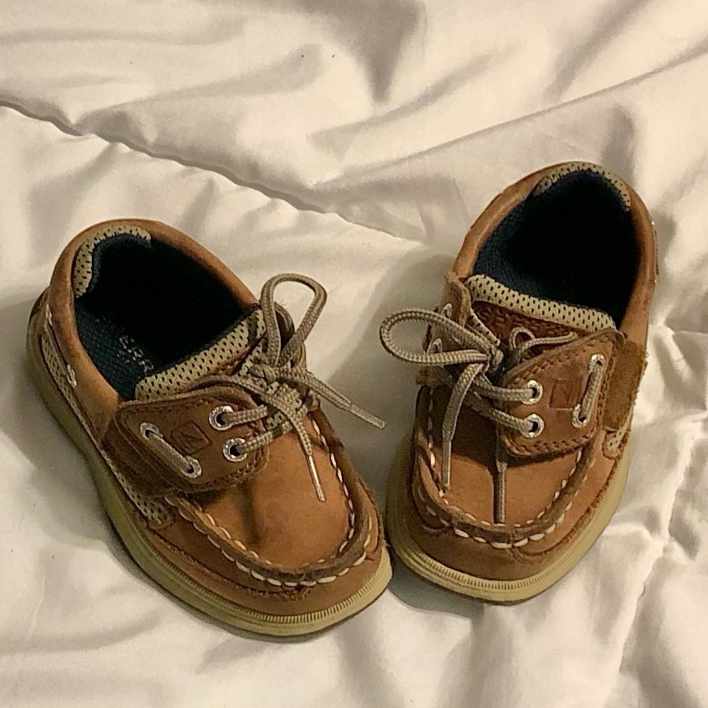 Sperry Top Siders - Kids Boat Shoes - Size 5.5M US